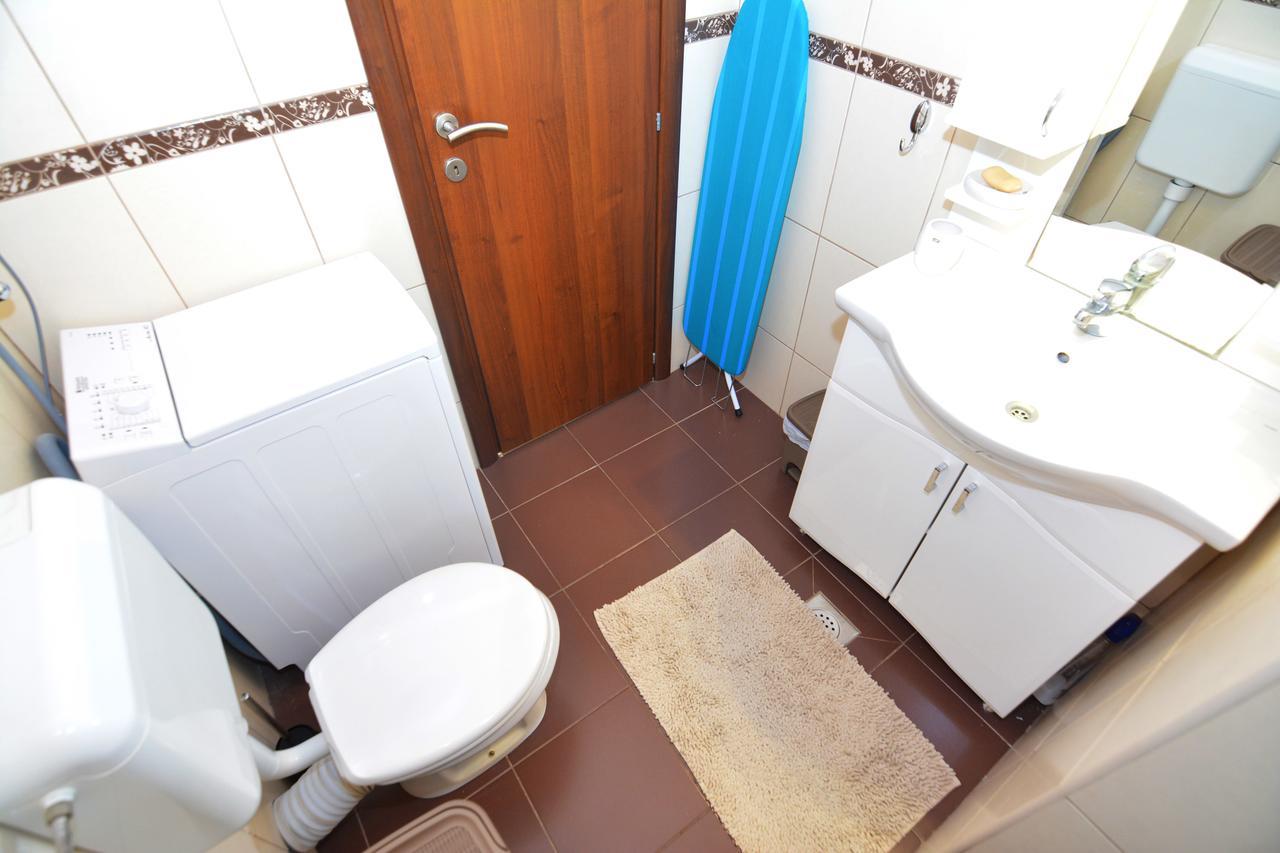 Tropicoco Apartments ティヴァト エクステリア 写真