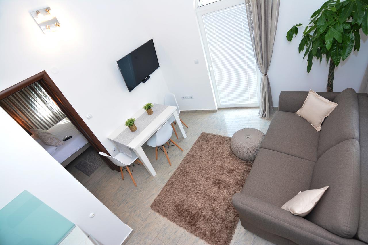 Tropicoco Apartments ティヴァト エクステリア 写真