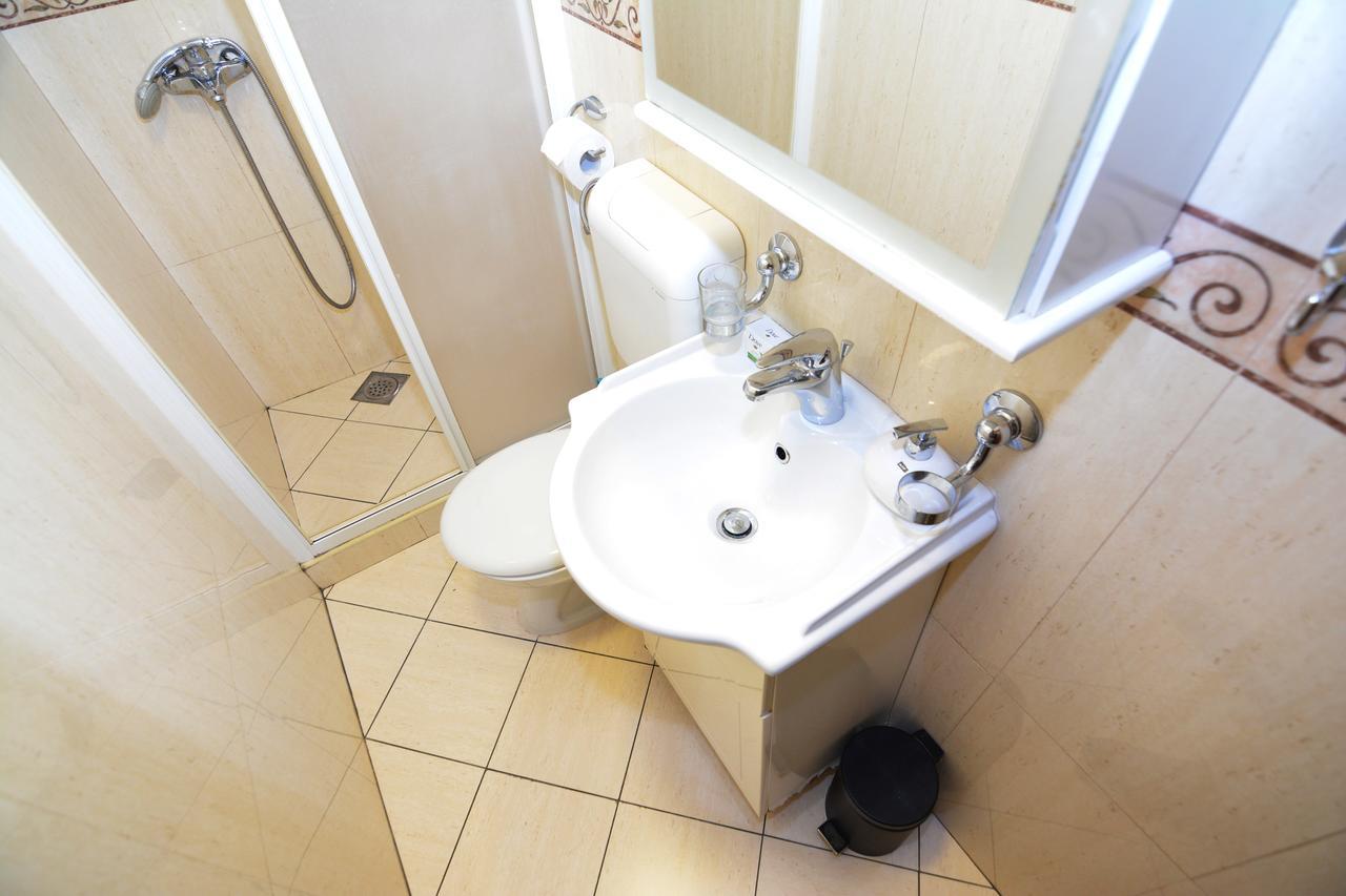 Tropicoco Apartments ティヴァト エクステリア 写真